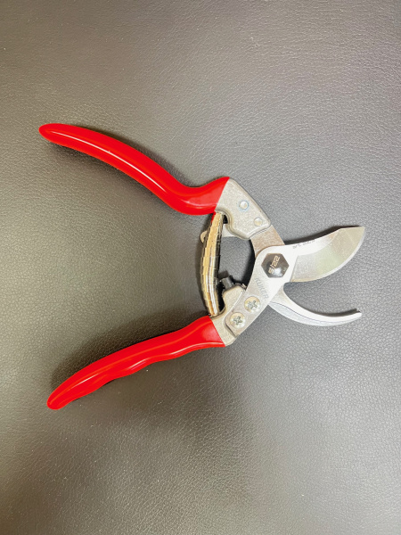 Секатор обходного типа KUKER art.22